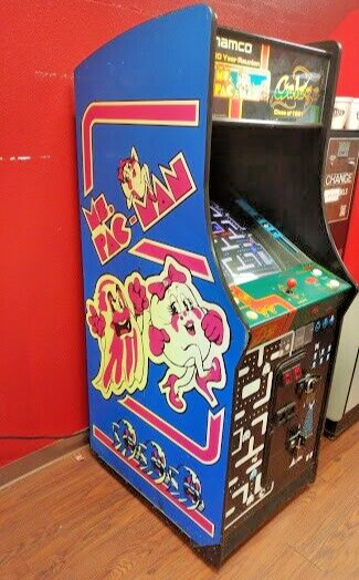 Ms Pac-Man GALAGA Class of 1981 – NAMCO 20 year reunion – 989