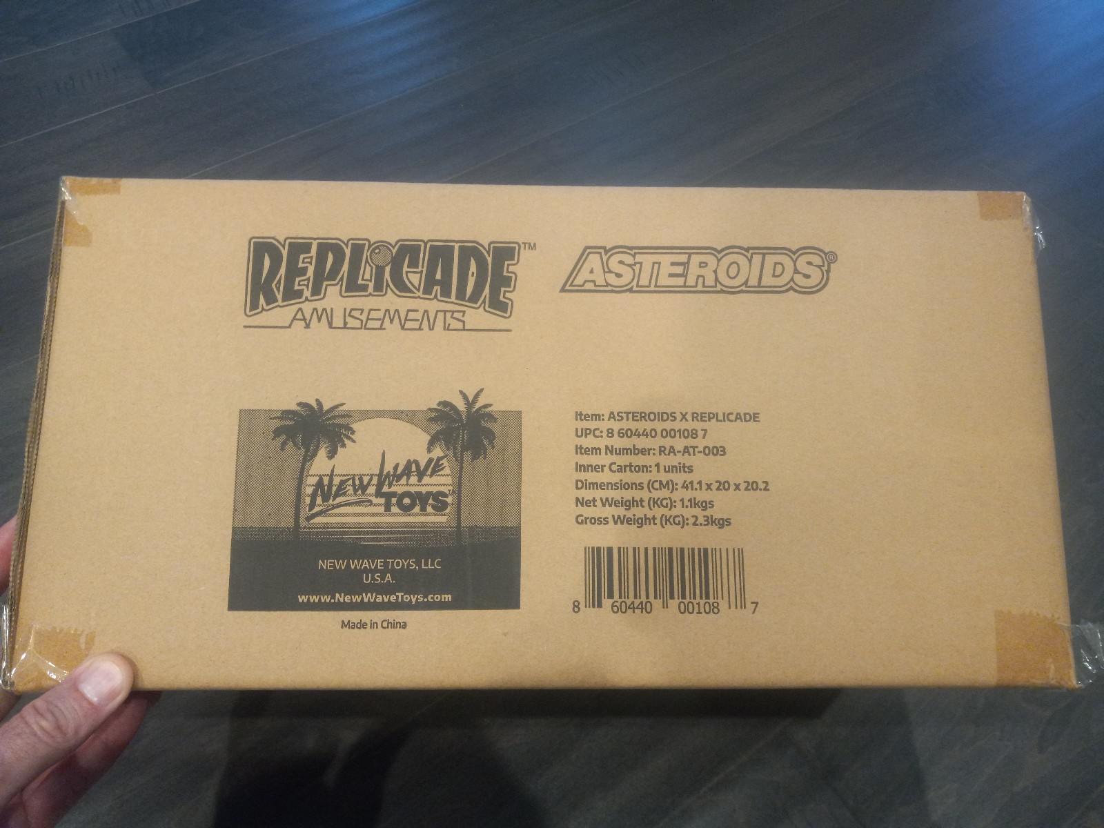 New Wave Toys Replicade Asteroids arcade 1/6 Scale new Sealed