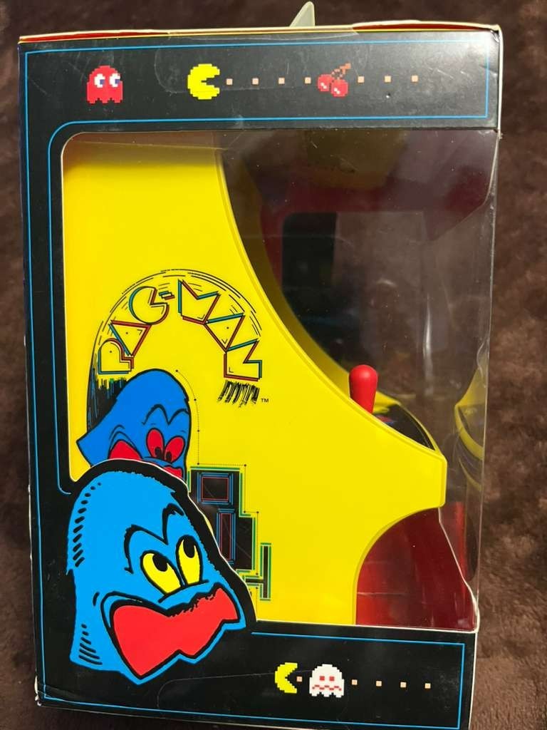My Arcade Pac-Man DGUNL-3220 Micro Player Retro Arcade Machine -6 Inch Cabinet