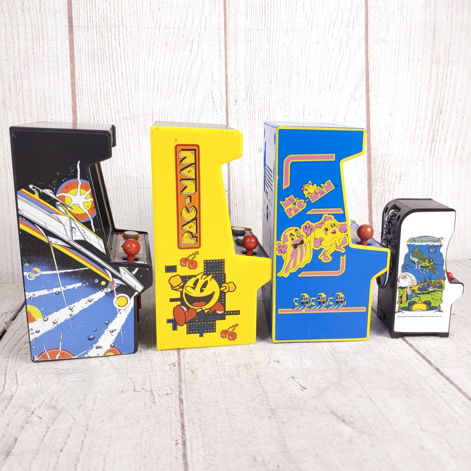 5x MINI ARCADE LOT – Atari, GALAGA, Asteroids, Ms. Pac Man Machines Bandai NAMCO