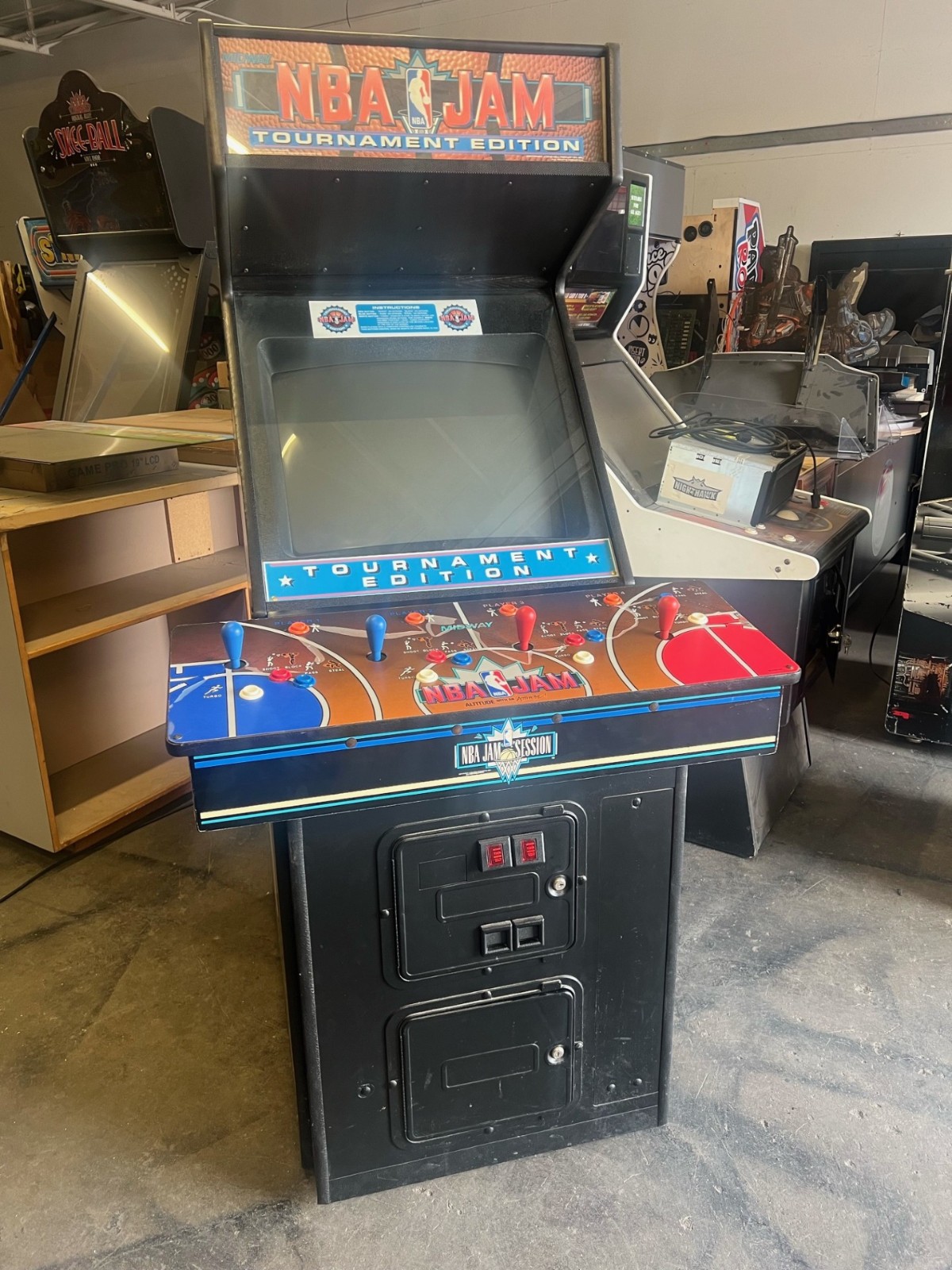 NBA JAM ARCADE MACHINE by MIDWAY 1993 (Excellent Condition)