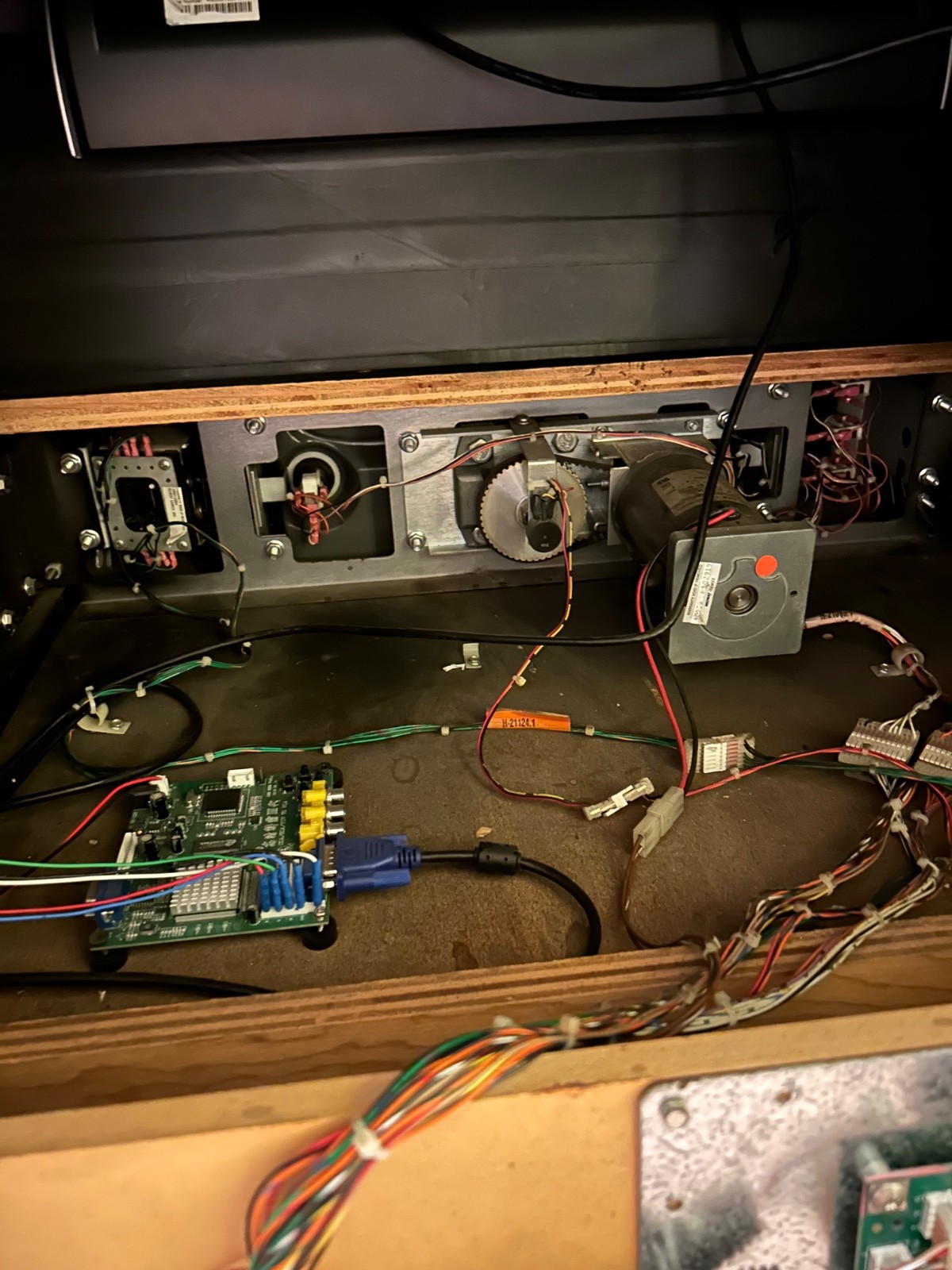Cruis’N World Arcade Sit-Down Cabinet by Nintendo Midway (used/working)