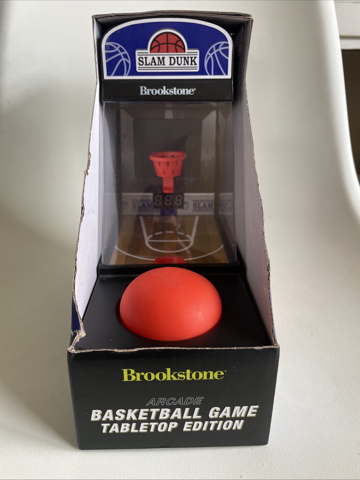Brookstone Slam Dunk Basketball Game Tabletop Edition Digital Scoreboard New