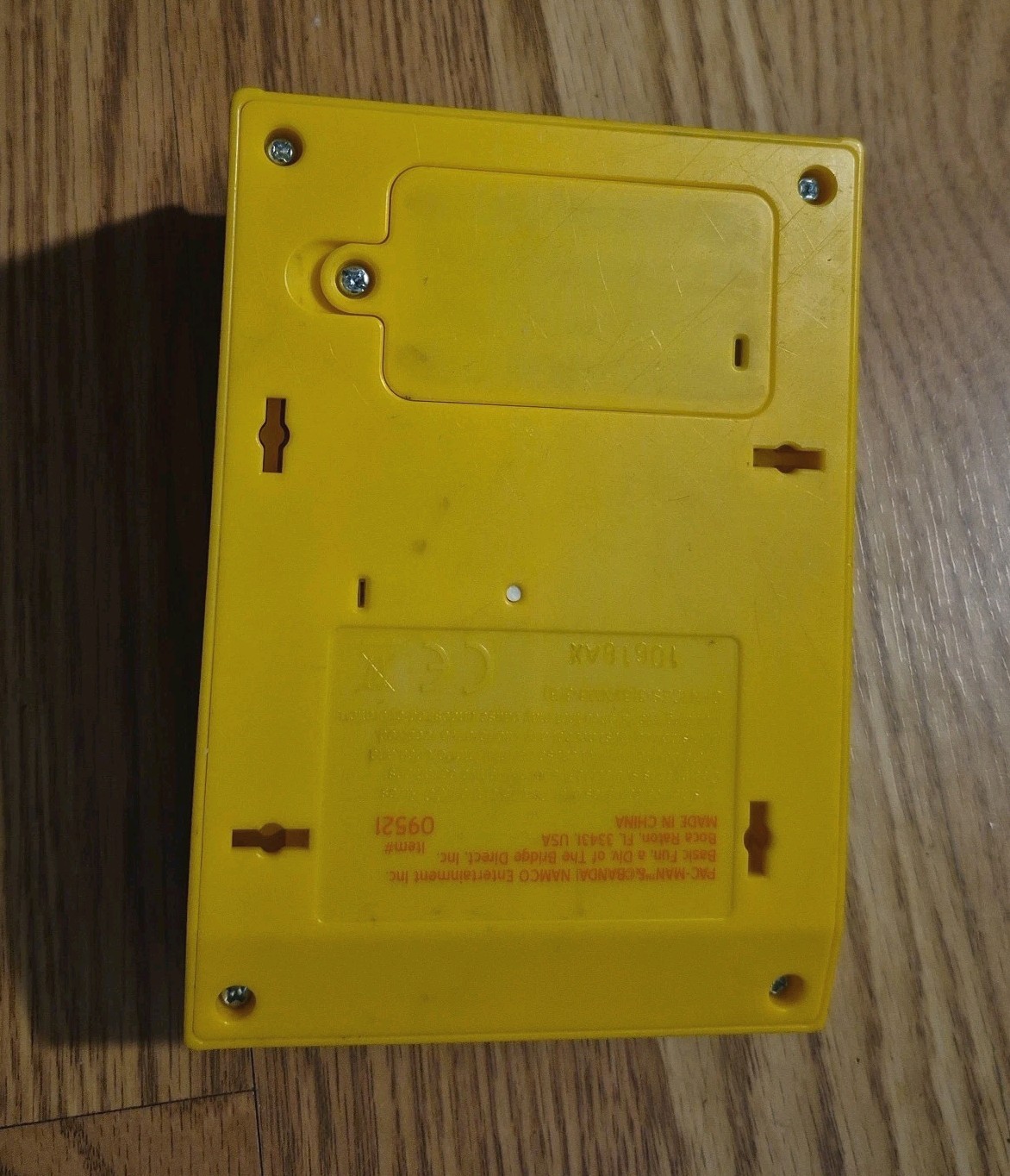Pac Man Mini Arcade Game 6″ Handheld Machine Works Portable Battery Included