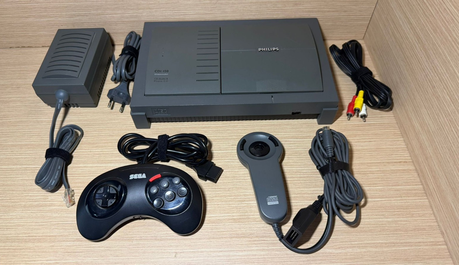 READ INFO- Philips CD-i 450 Mod Sega Controller Console + Video Cart 22ER9956