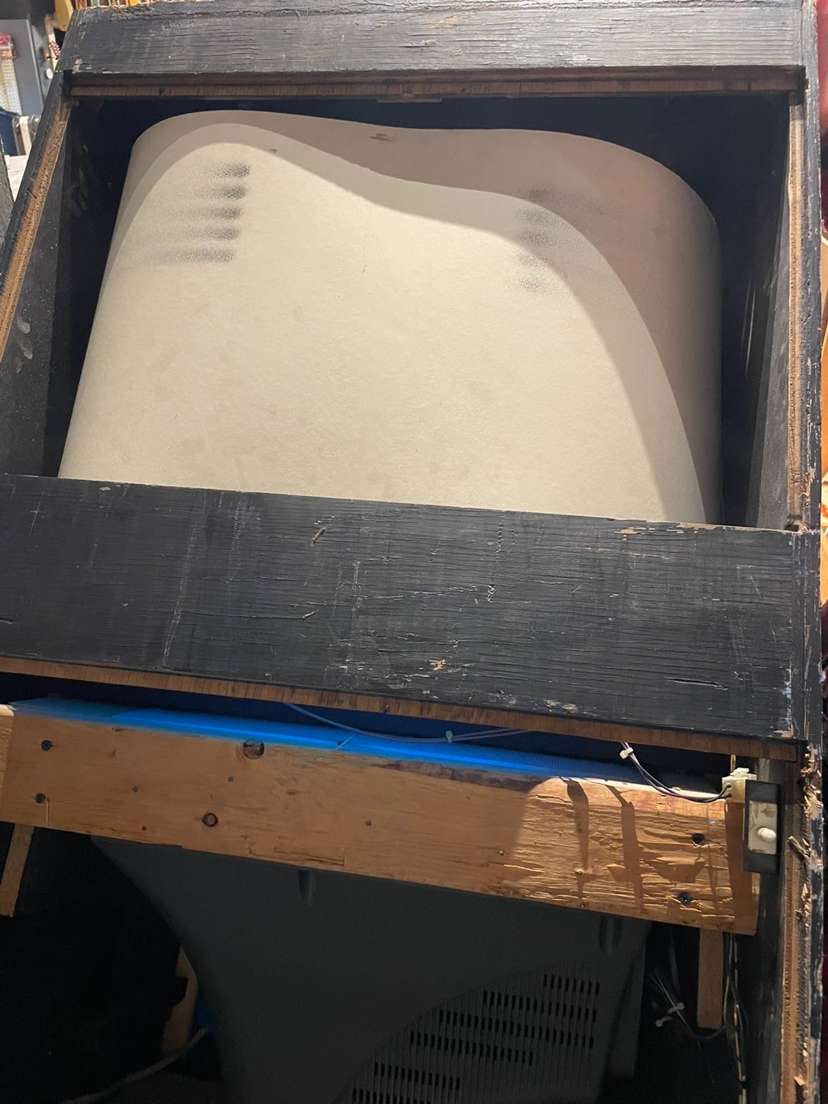 Vintage 1978 Space Invaders Arcade Cabinet with Upgraded Internals