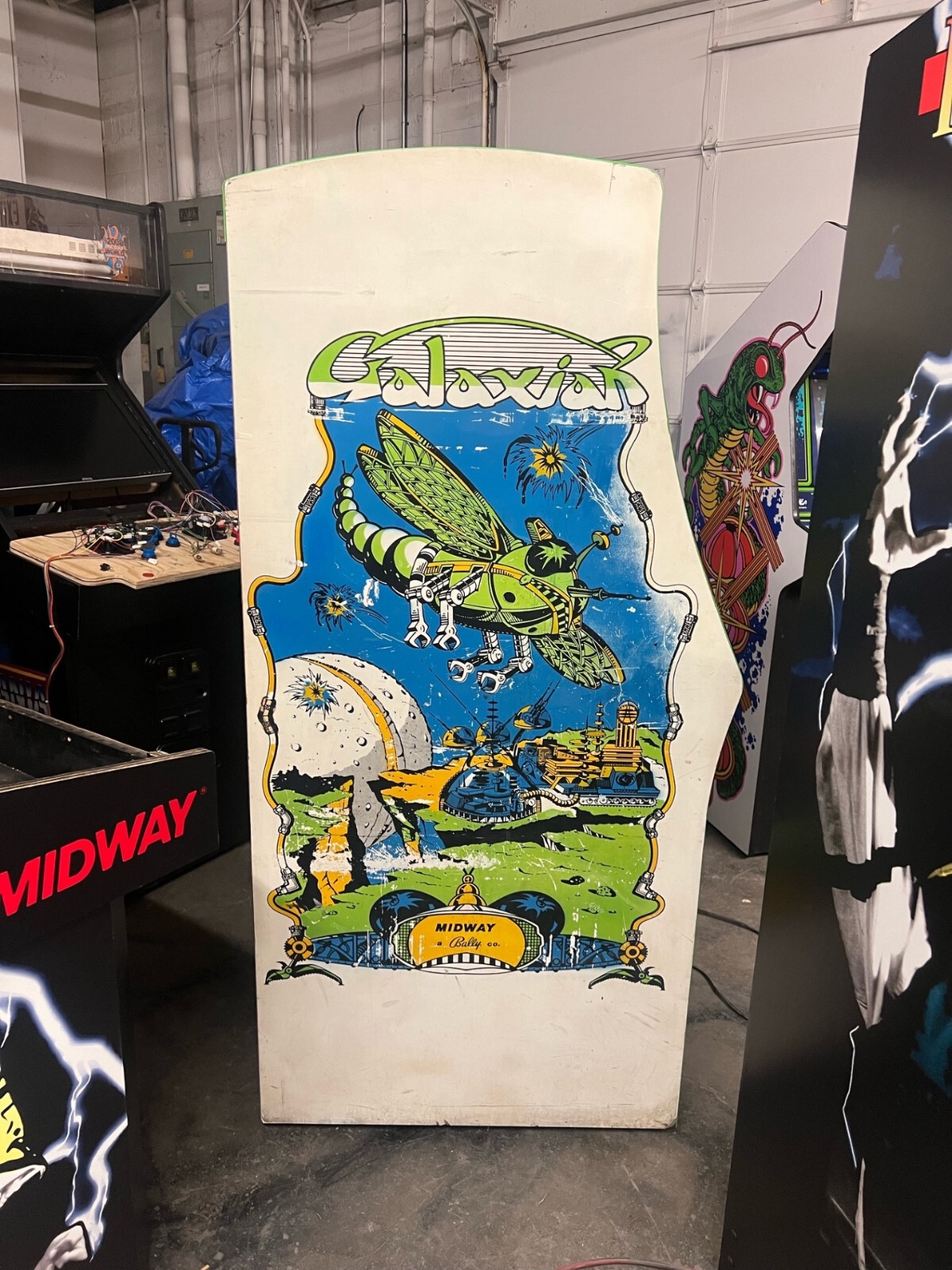 GALAXIAN ARCADE MACHINE by NAMCO 1979 (Excellent Condition)