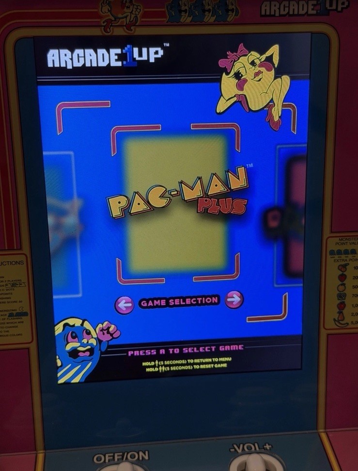 Arcade 1up 8261 Ms Pac-Man 4 In 1 Tabletop Arcade GameSystem 16″ WORKS PERFECT