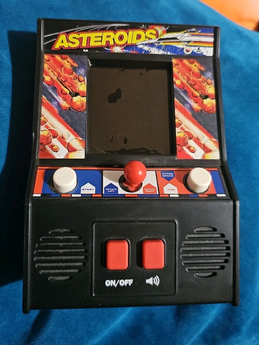 Atari Interactive Asteroids 1979 Mini Arcade Electronic Handheld Game Works