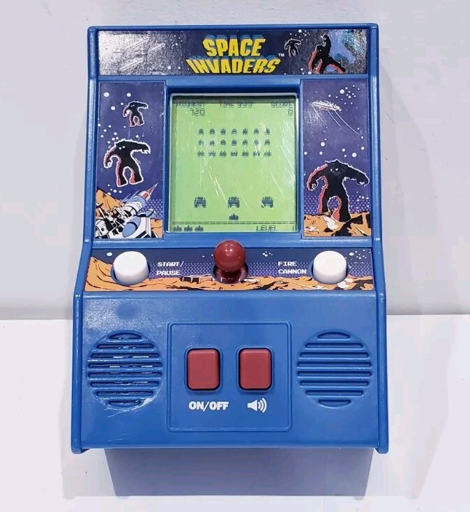 Taito Space Invaders Handheld Mini Arcade 2016 – Tested & Working
