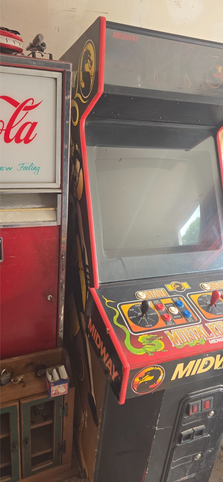 Midway Mortal Kombat 3 Original Full Size Arcade Cabinet Local Pickup Only