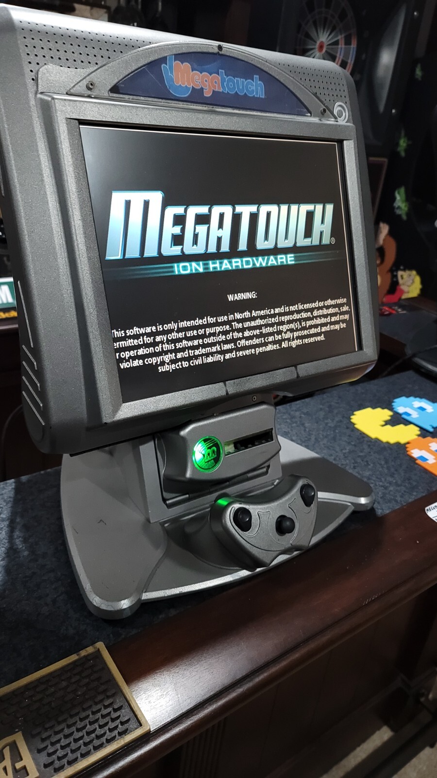Merit Megatouch Ion 2014 with 188+ games. Megatouch service in Chicago Area!