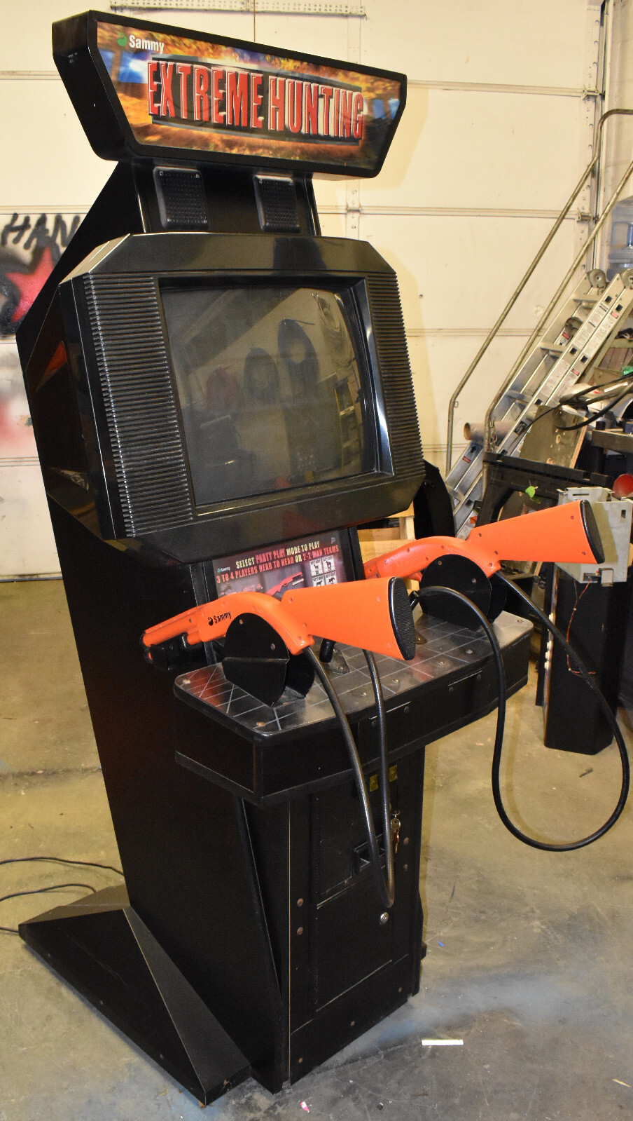 EXTREME HUNTING ARCADE MACHINE by SAMMY USA 2000 (Excellent Condition) *RARE*