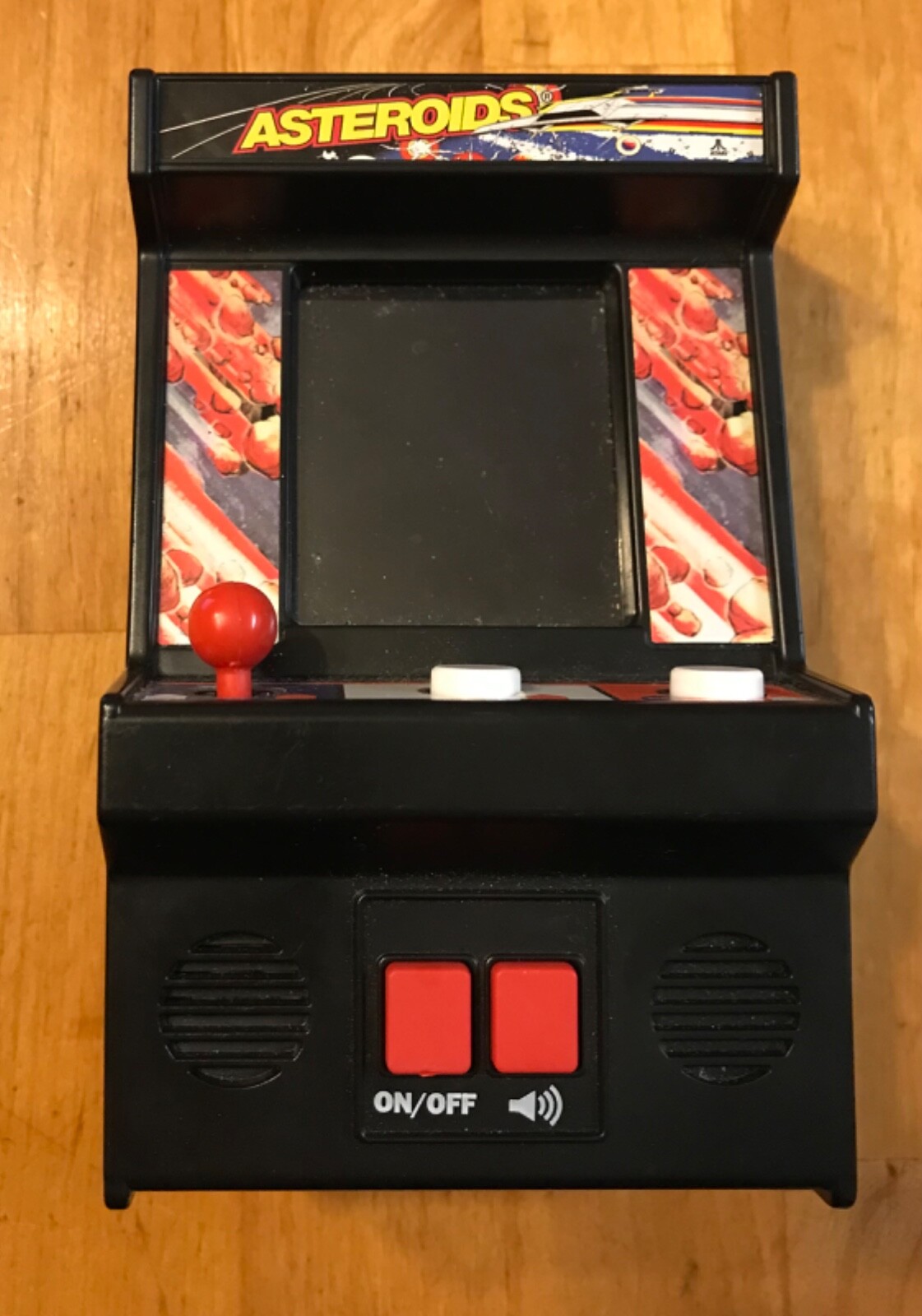Vintage, Astroids Mini Arcade Game by Atari. Functions correctly.
