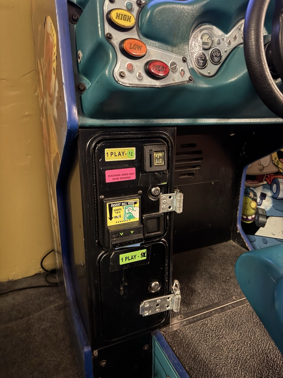 Midway Hydro Thunder Arcade Machine – 32” LED, Bill & Coin Acceptor – Works 100%