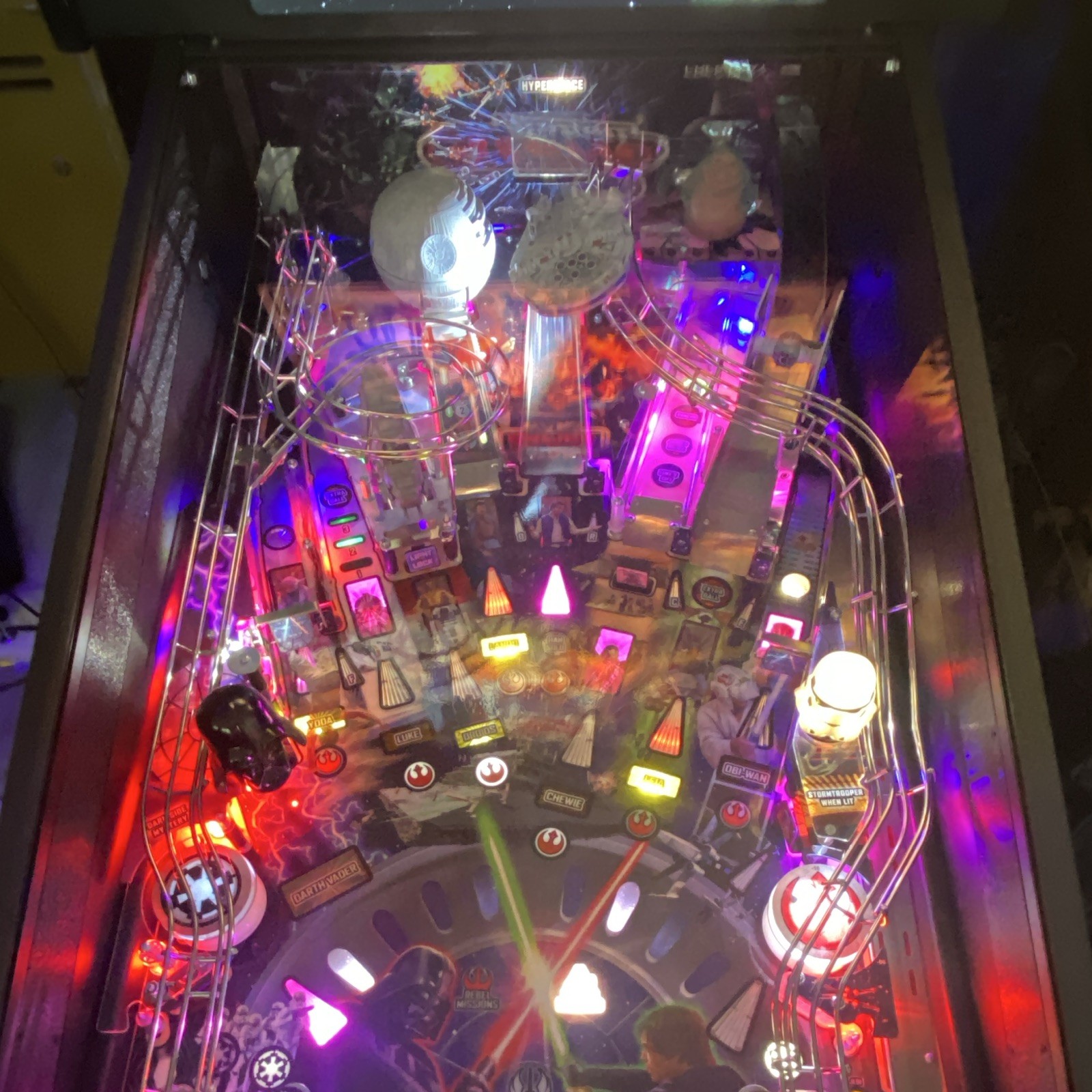 Stern Star Wars: Fall of the Empire Pinball Machine – Premium – dialed in!!