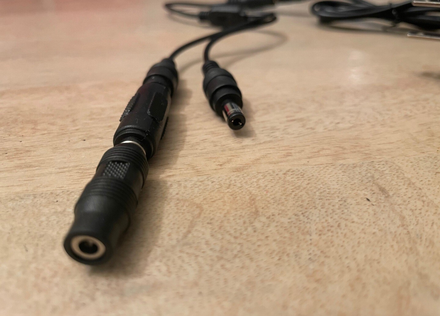 ARCADE1UP LIGHT UP MARQUEE POWER SPLITTER