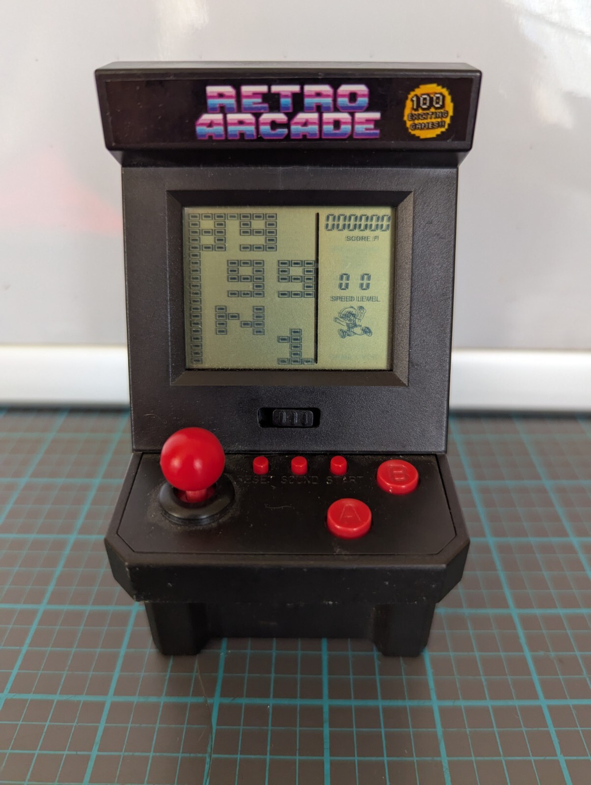 Retro Arcade 100 Exciting Games Mini Plastic Game Machine Tested Works