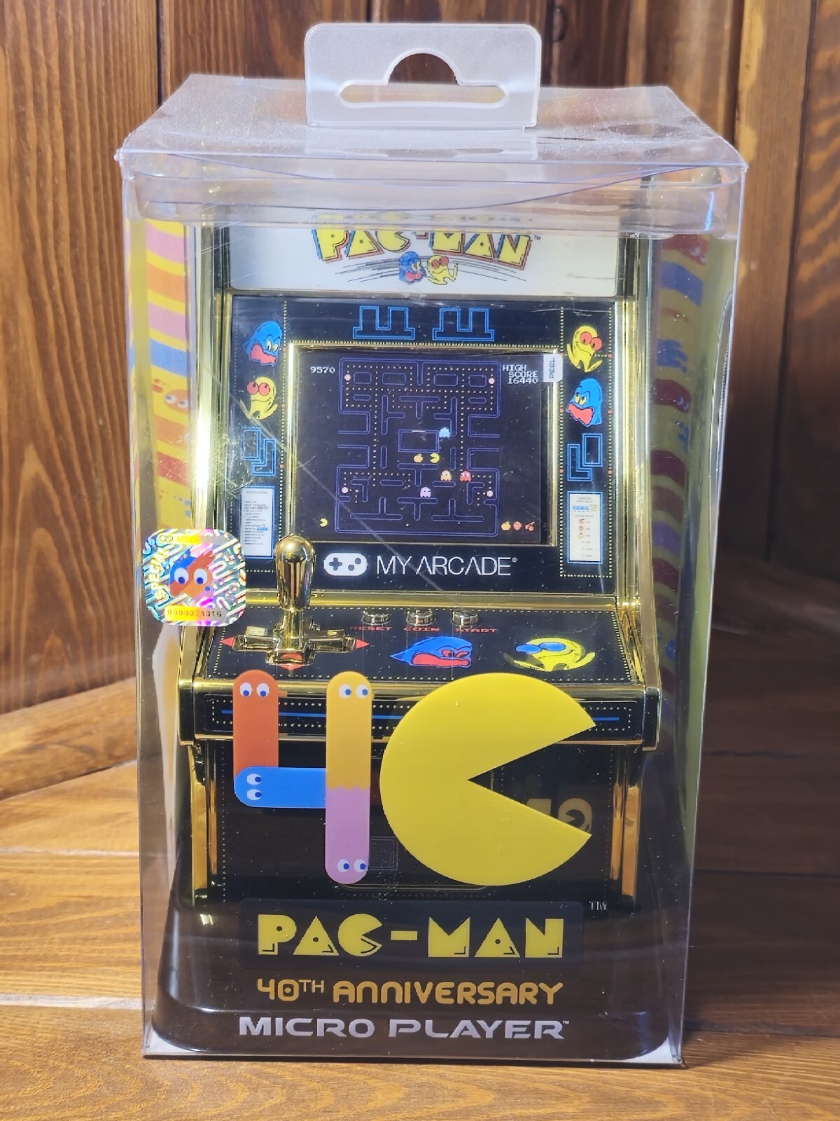 My Arcade PAC MAN 40th Anniversary 6.75 Inch Gold Micro Player Mini Video Game