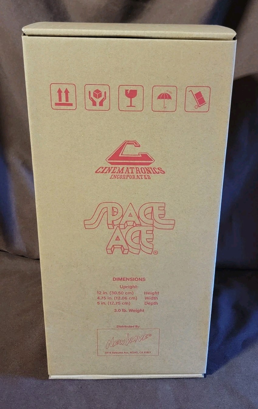 New Wave Toys Space Ace X Replicade RED Edition Arcade 1/6 W/ UV Pad RA-DL-006
