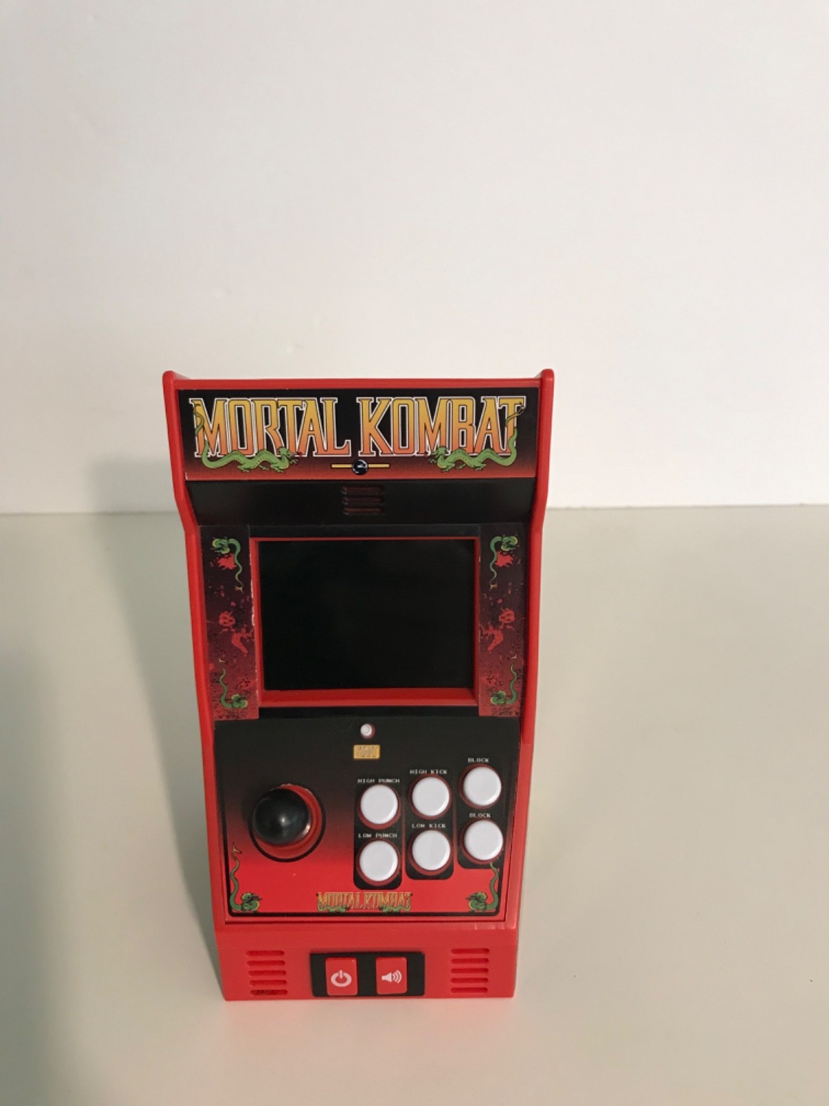 Basic Fun Warner Bros Mortal Konbat Mini Arcade Klassic Game TESTED Works Great