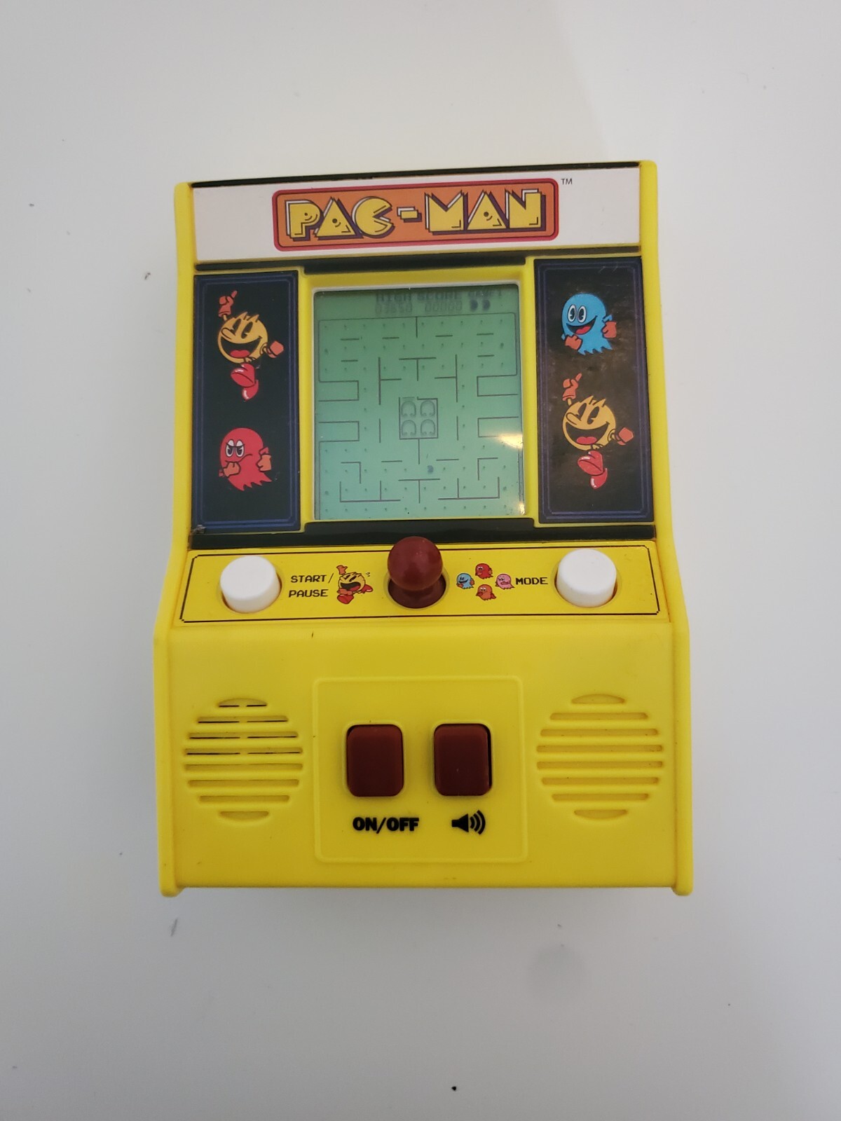 PAC-MAN Mini Arcade Game 6″ Handheld Machine Basic Fun Portable Battery Operated
