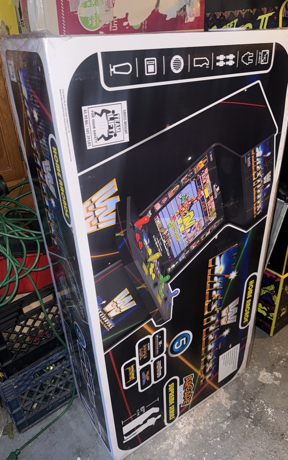 WWE Wrestlefest Supreme Series Arcade Machine – NEW IN BOX NIB – SEALED!