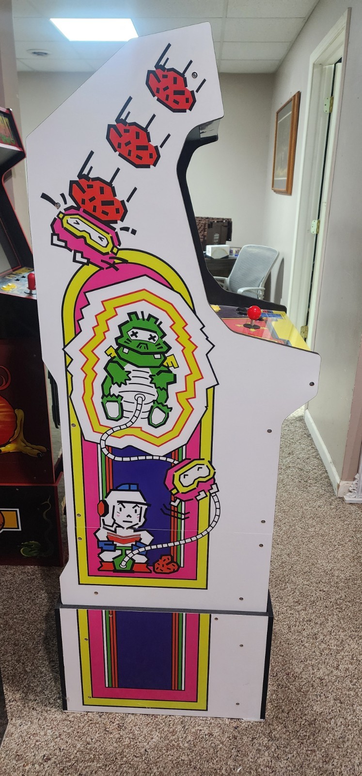 Arcade1Up Dig Dug Bandai Namco Legacy Edition Arcade With Riser and stool