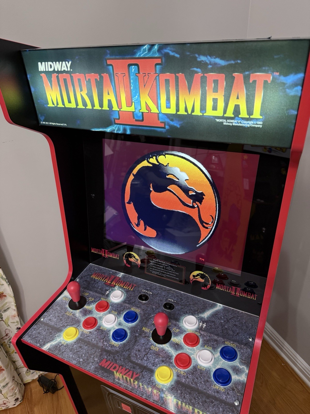 MORTAL KOMBAT: Legacy Edition – Arcade1Up – 12 Games – with Riser