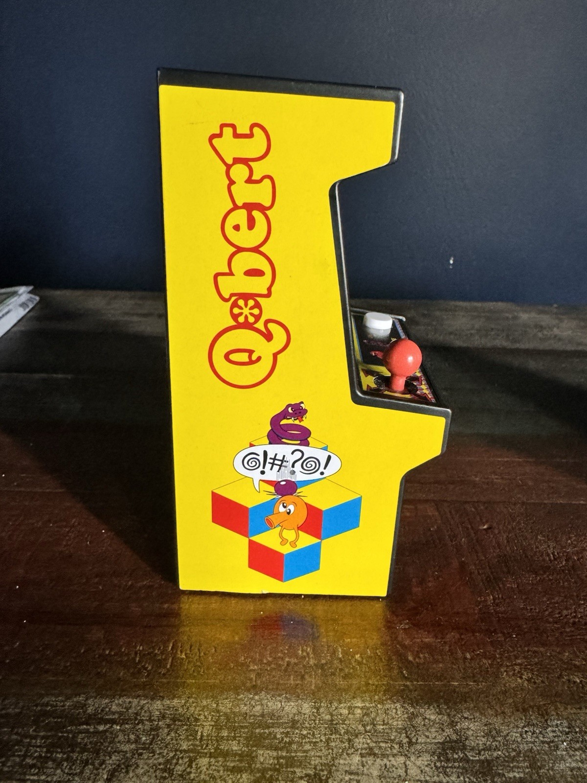 *WORKS* Basic Fun Arcade Classics Q*bert Mini Arcade Cabinet Handheld Game (9)