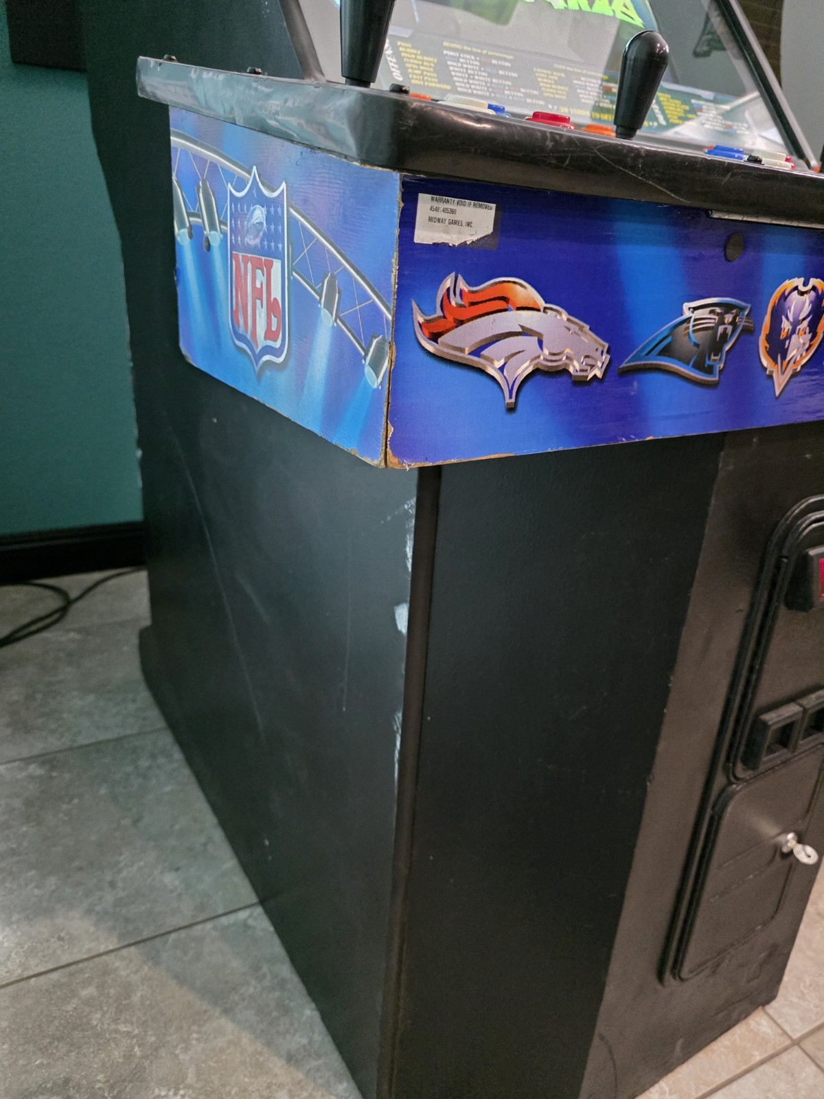 NFL Blitz 99 4 PLAYER ARCADE