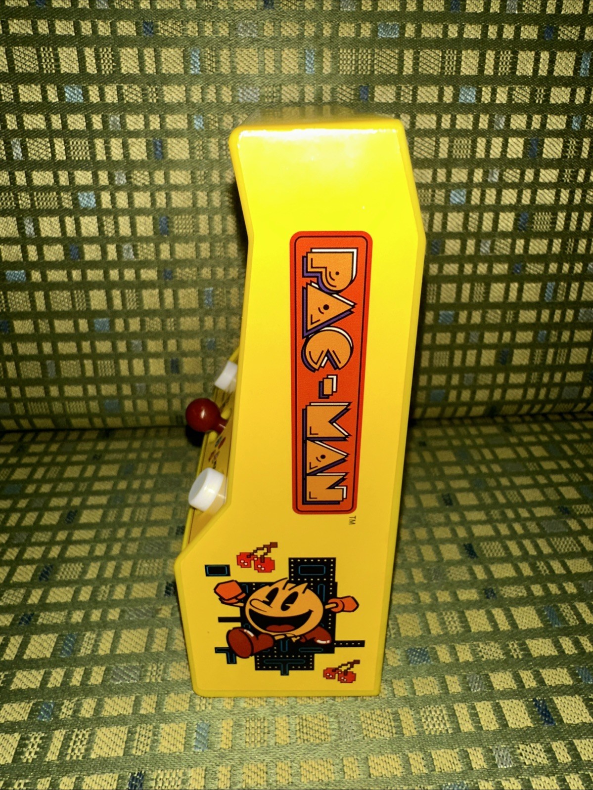 Bandai Namco Pac-man Handheld Mini Arcade Retro Video Game 09521-5 3/4” H Tested